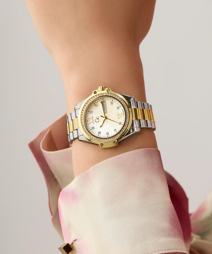 GUESS COLLECTION Z53002L6